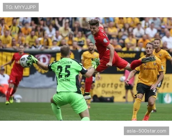 云达不莱梅迎战RB莱比锡：历史战绩悬殊下的较量